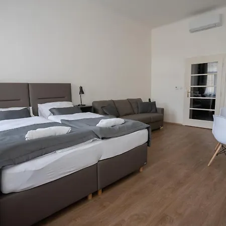 St Havel Old Town Aparthotel 4*