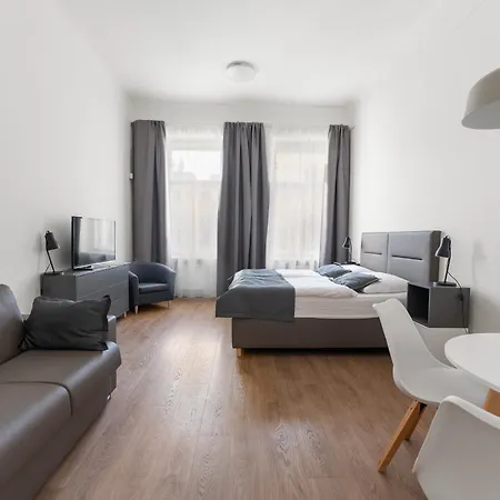 Aparthotel St Havel Old Town 4*