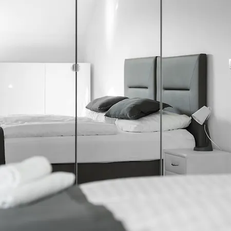Hotel apartamentowy St Havel Old Town Praga
