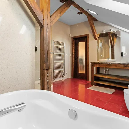 St Havel Old Town 4*