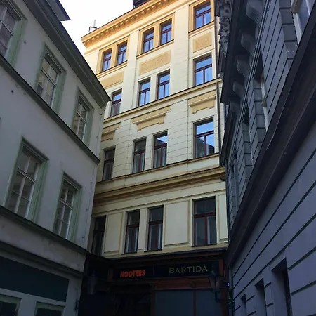 St Havel Old Town Aparthotel 4*