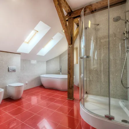 St Havel Old Town Aparthotel 4*