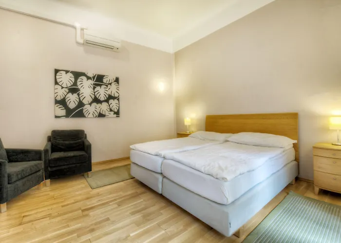 Hotel apartamentowy St Havel Old Town 4*