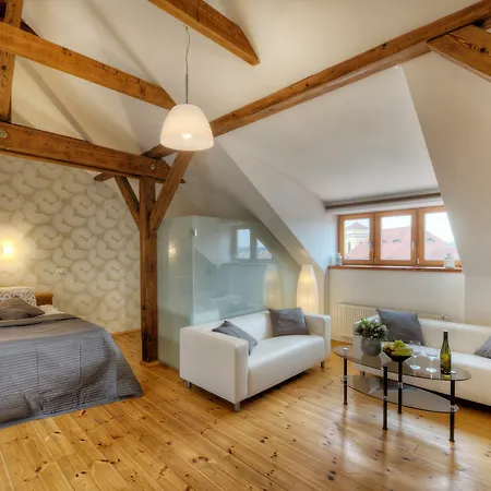 St Havel Old Town 4*
