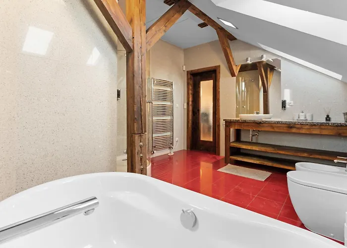 St Havel Old Town 4*