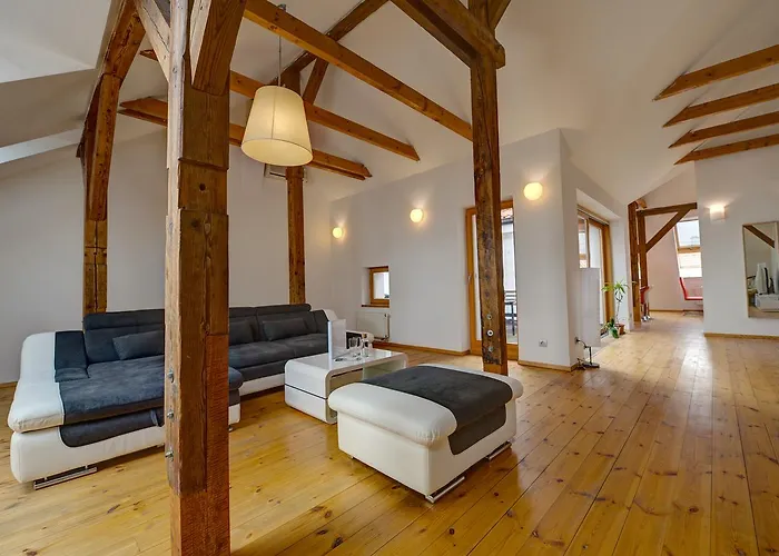 Ξενοδοχείο με διαμερίσματα St Havel Old Town 4*